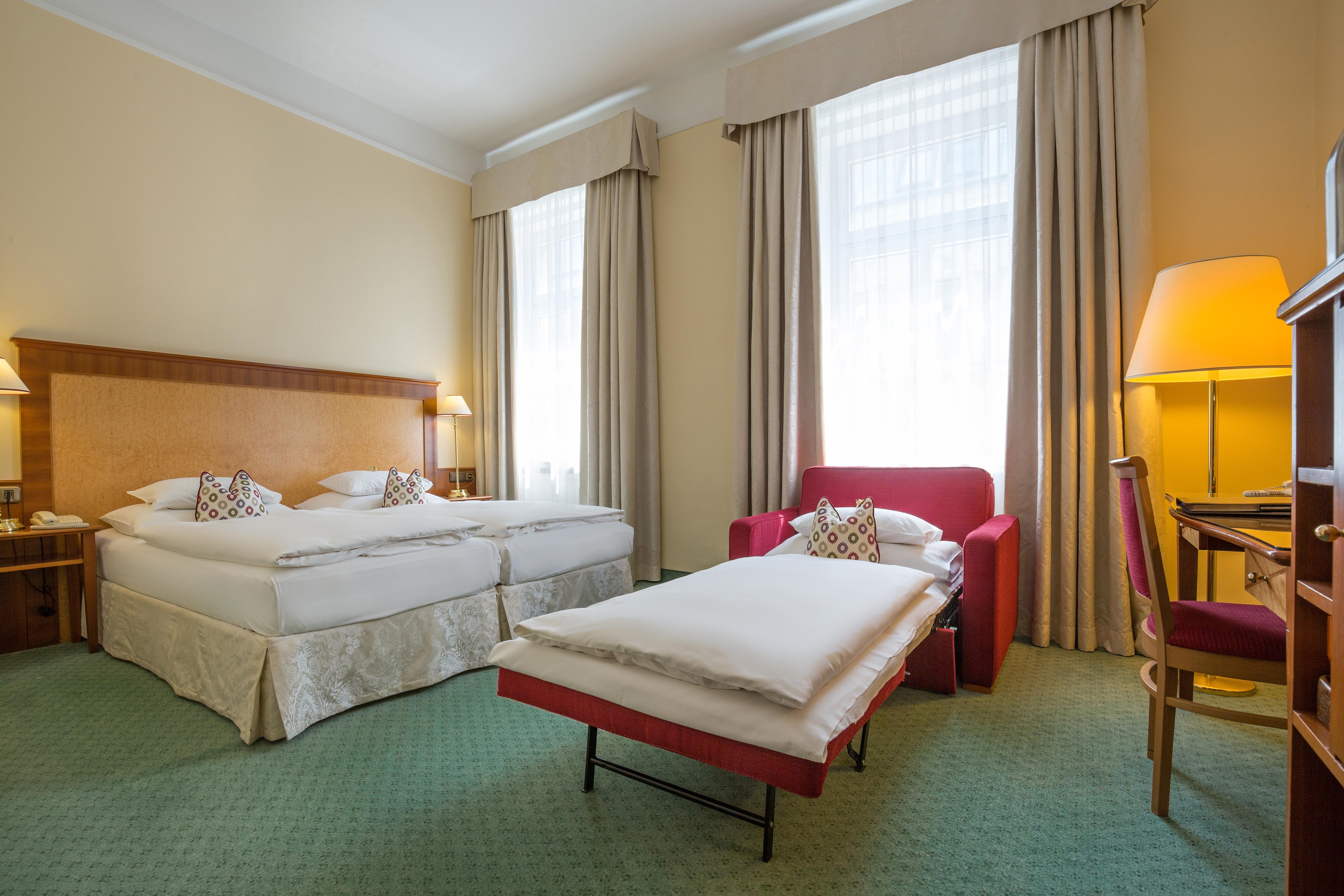 Hotel Kaiserhof Wien Ngoại thất bức ảnh